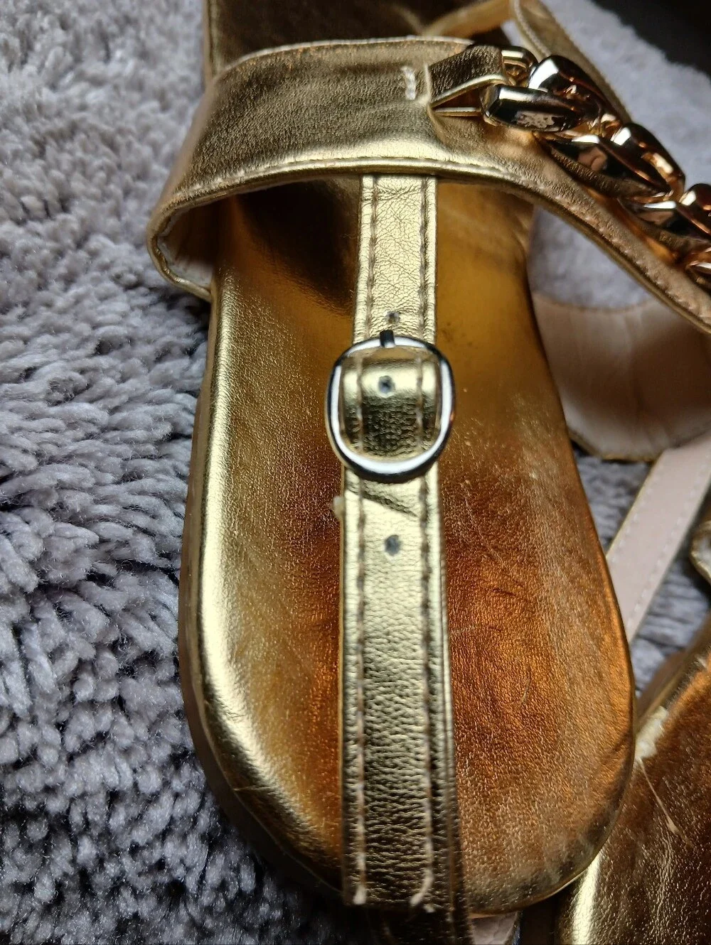 The Unbranded Brand bold metallic